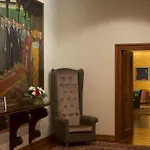 Grand Hotel