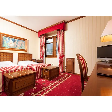 Grand Hotel