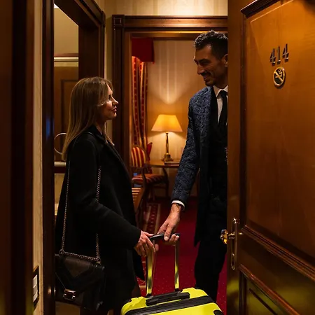 Grand Hotel