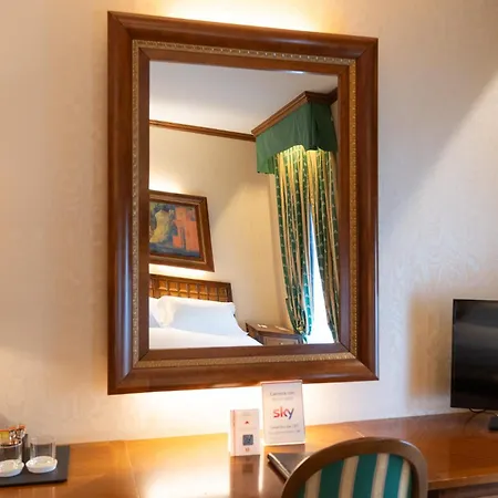 Hotel Grand 4*