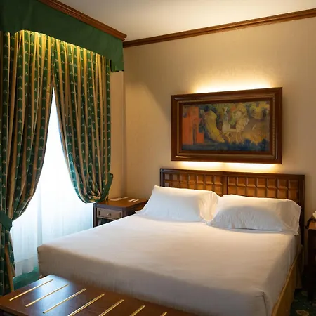 Grand Hotel 4*