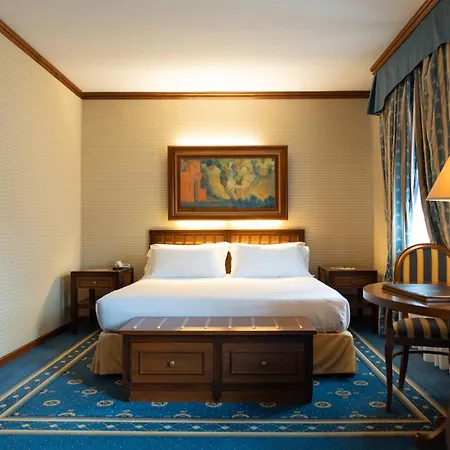 Hotel Grand