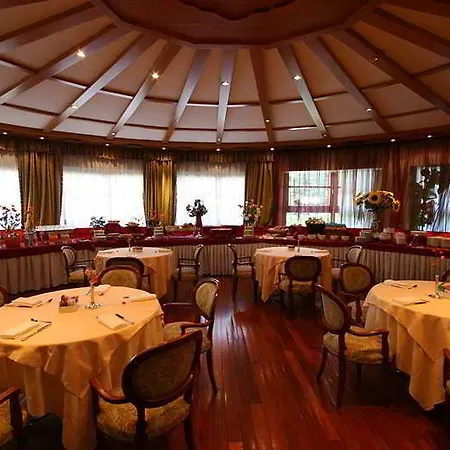 Grand Hotel